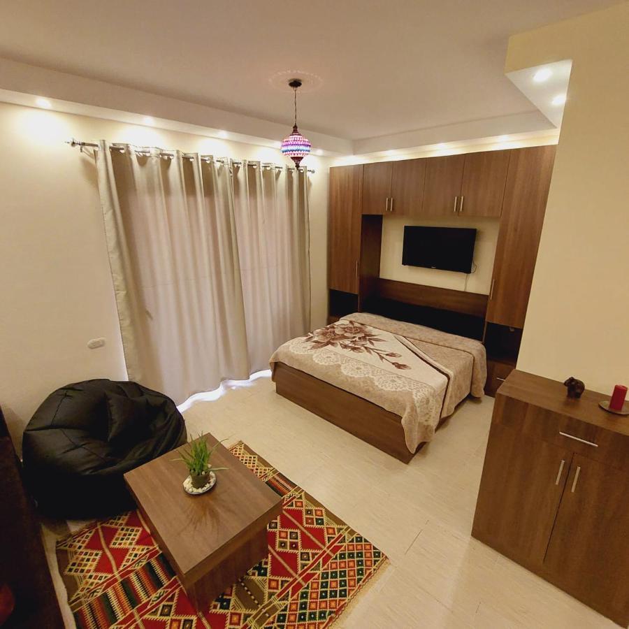Florenza Khamsin - Sea View / Free Wi-fi شقة الغردقة