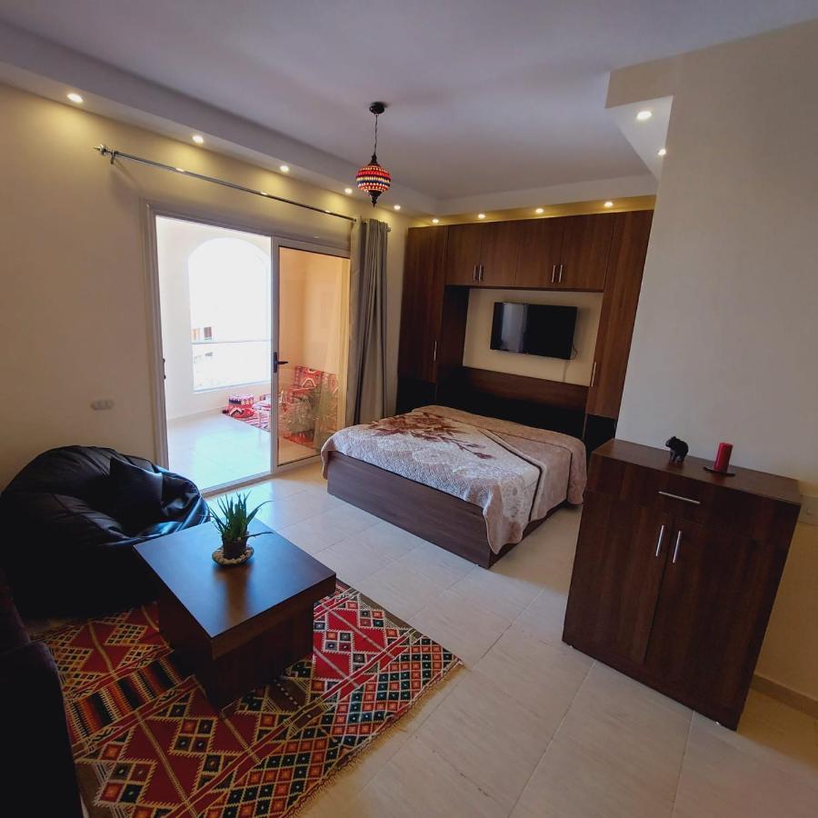Florenza Khamsin - Sea View / Free Wi-fi شقة