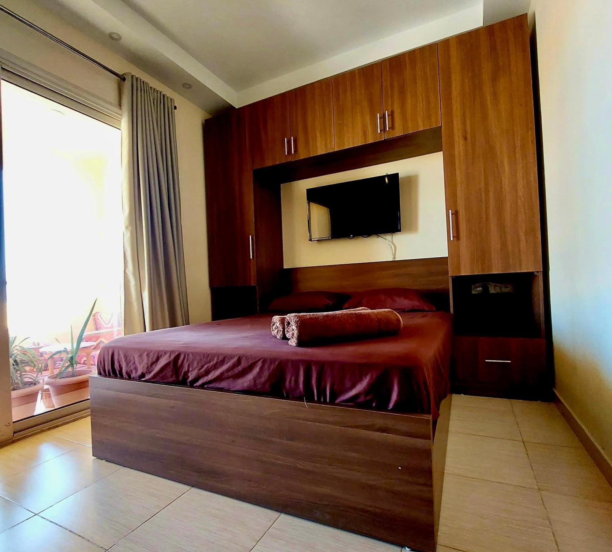 Florenza Khamsin - Sea View / Free Wi-fi شقة الغردقة